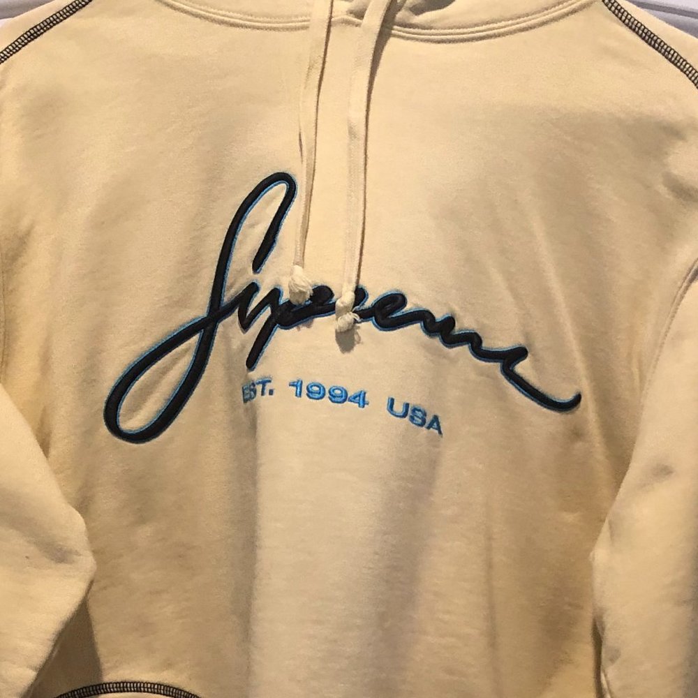Supreme Hoodie